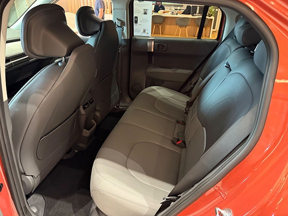 Kia EV3 8 of 11