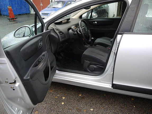 Citroen C4 17 of 20