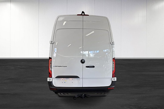 Mercedes-Benz eSprinter 414 14 of 15
