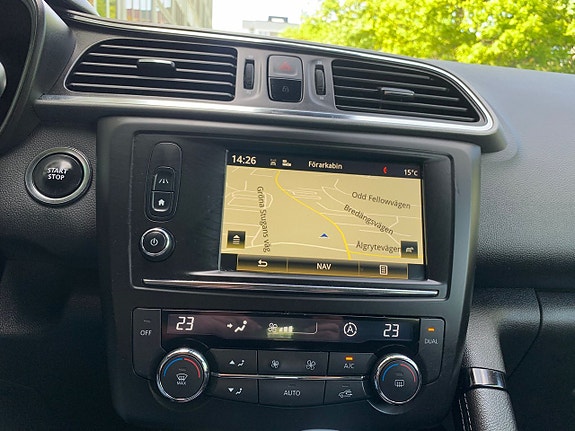 Renault Kadjar 3 of 5