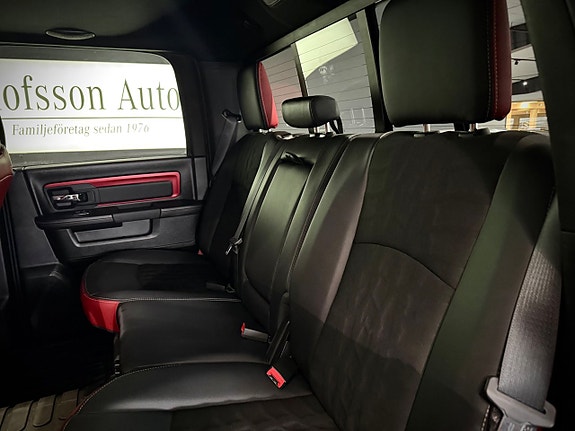 Dodge RAM 1500 7 of 30