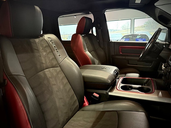 Dodge RAM 1500 16 of 30