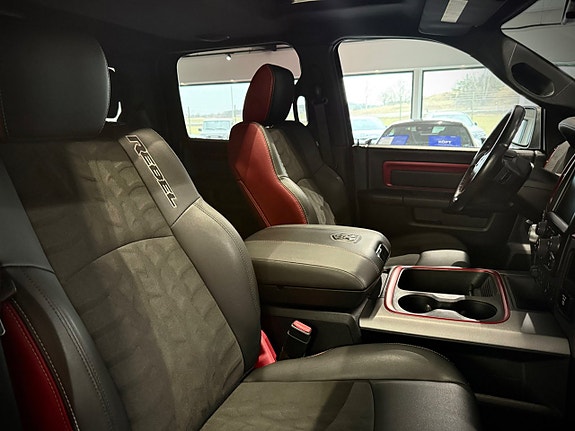 Dodge RAM 1500 25 of 30