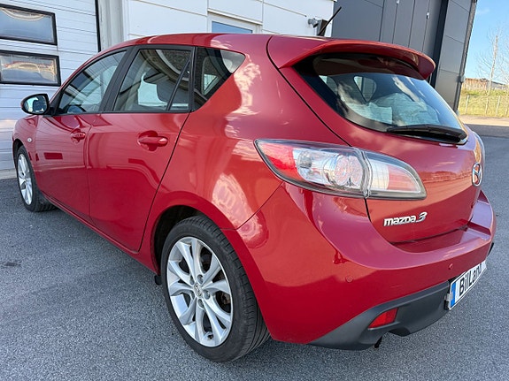 Mazda 3 5 of 8