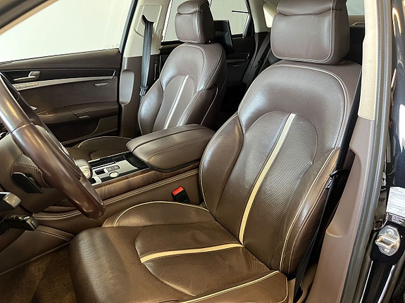 Audi A8 13 of 27