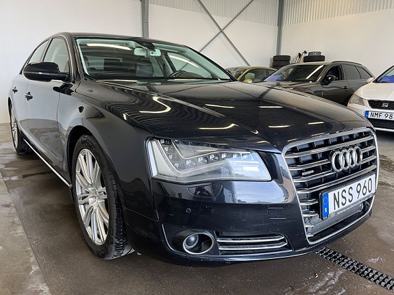 Audi A8 4 of 5