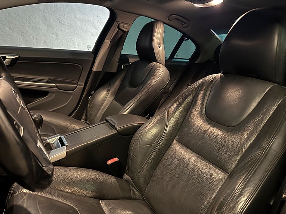 Volvo S60 20 of 20