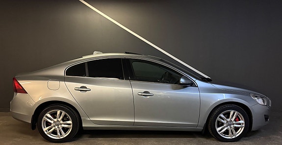 Volvo S60 8 of 20