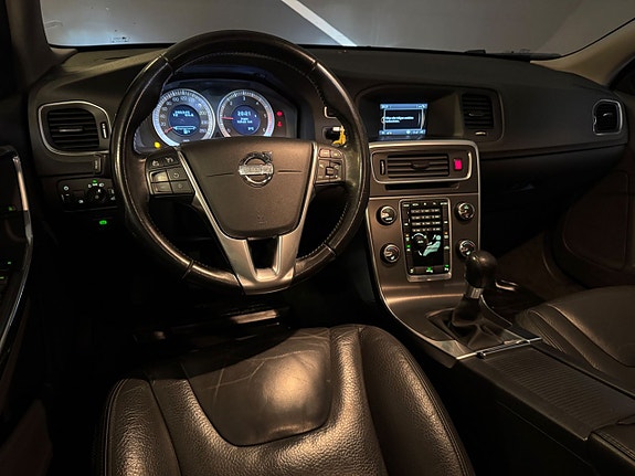 Volvo S60 10 of 20