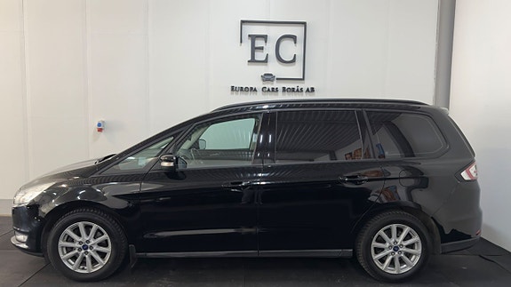 Ford Galaxy 2 of 5