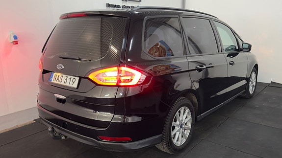 Ford Galaxy 8 of 18
