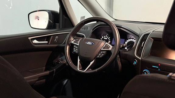 Ford Galaxy 4 of 5
