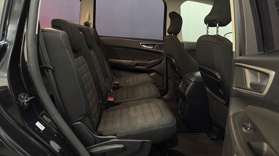 Ford Galaxy 12 of 18