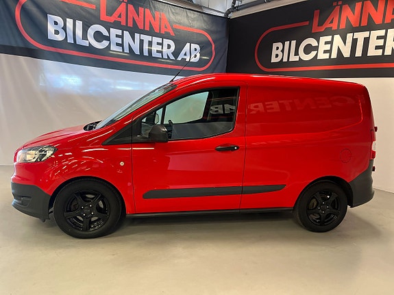 Ford Transit Courier 3 of 18
