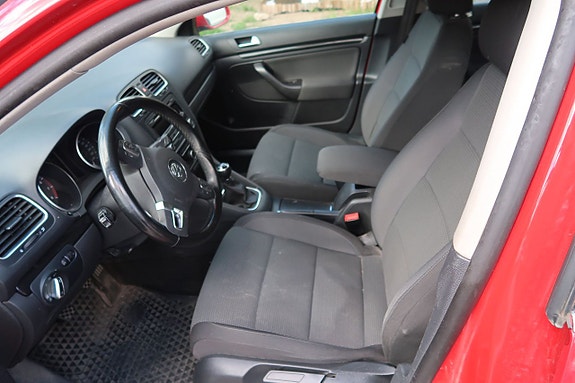 Volkswagen Golf VI 6 of 6