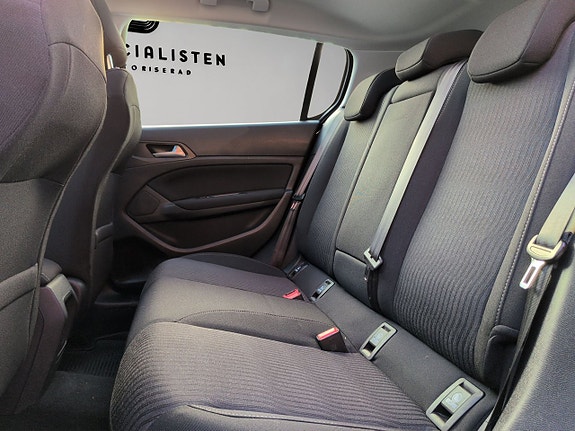 Peugeot 308 15 of 27