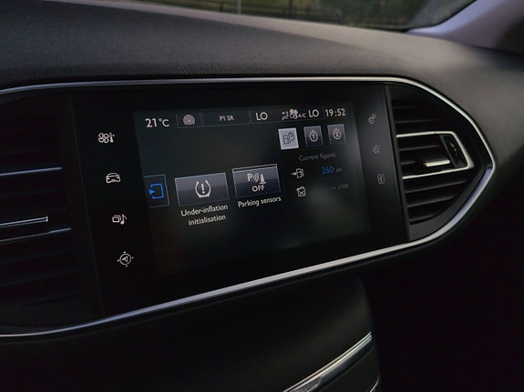 Peugeot 308 22 of 27