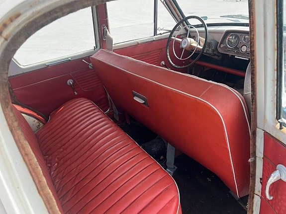 Hillman Minx 14 of 27