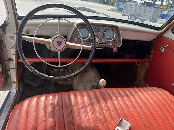 Hillman Minx 23 of 27