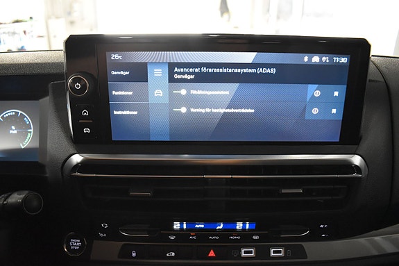 Peugeot e-Expert 15 of 17
