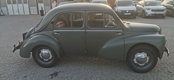 Renault 4 5 of 5