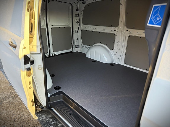 Mercedes-Benz Vito 119 20 of 21