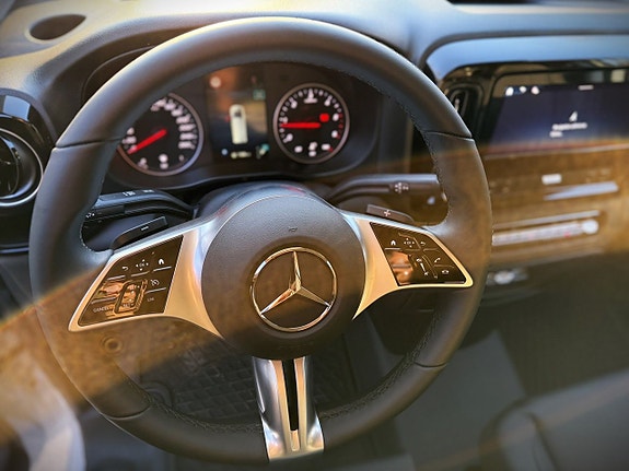 Mercedes-Benz Vito 119 12 of 21