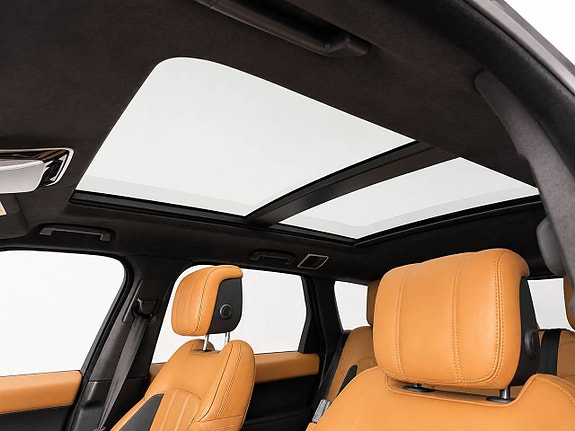 Land Rover Range Rover Sport 9 of 13