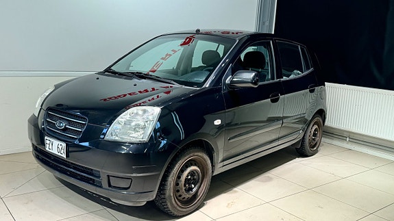 Kia Picanto 2 of 11