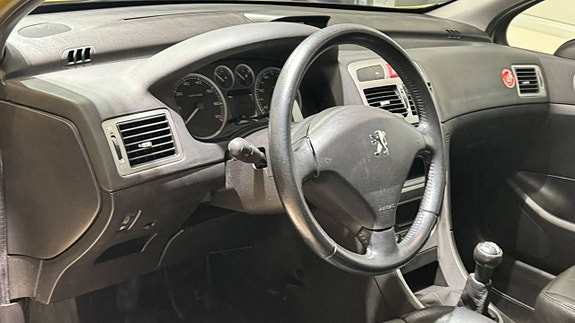 Peugeot 307 9 of 12