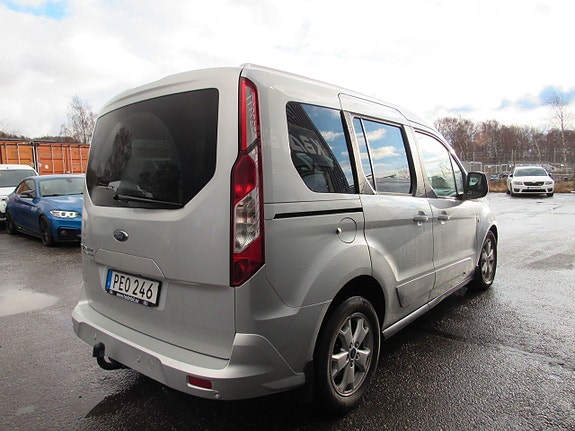 Ford Connect Tourneo 5 of 15