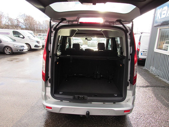 Ford Connect Tourneo 8 of 15