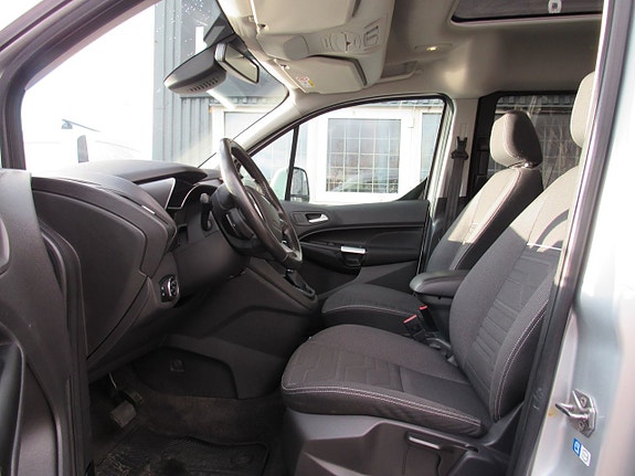 Ford Connect Tourneo 13 of 15