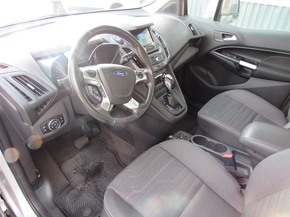 Ford Connect Tourneo 12 of 15