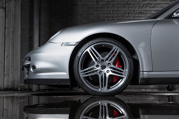 Porsche 911 6 of 17