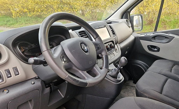 Renault Trafic 6 of 6