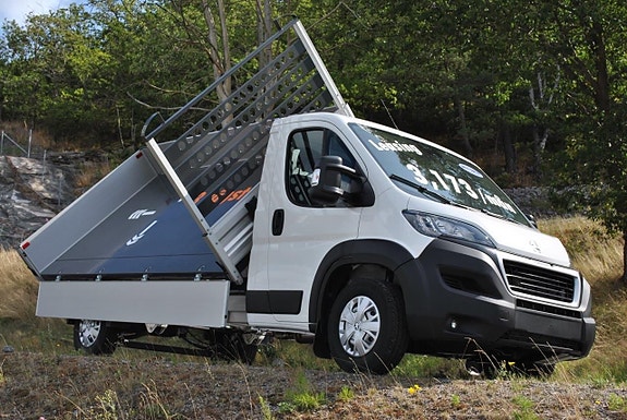 Peugeot Boxer 2 of 19
