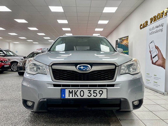 Subaru Forester 2 of 5