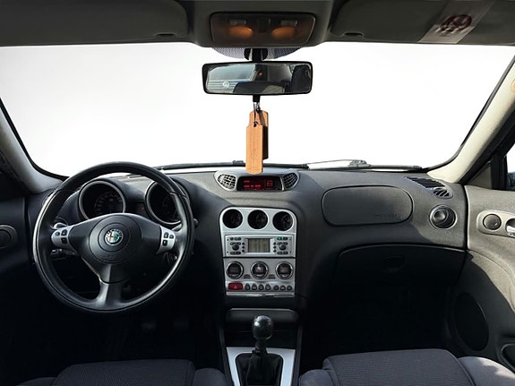 Alfa Romeo 156 13 of 20