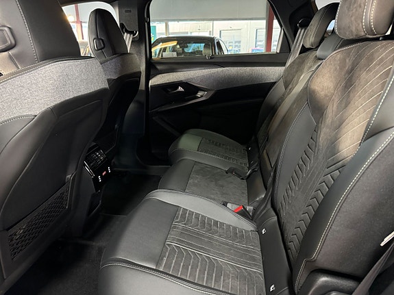 Peugeot 5008 7 of 15