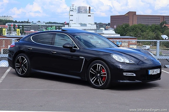Porsche Panamera Turbo 21 of 22