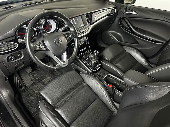 Opel Astra 9 of 17