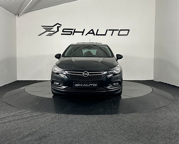 Opel Astra 2 of 5