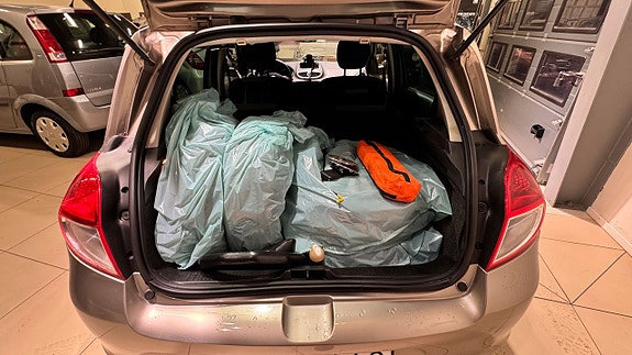 Renault Clio 11 of 15