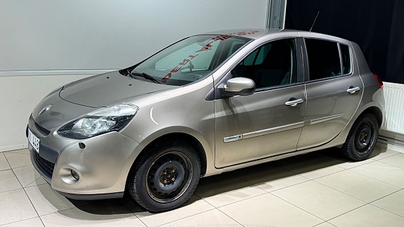Renault Clio 2 of 5