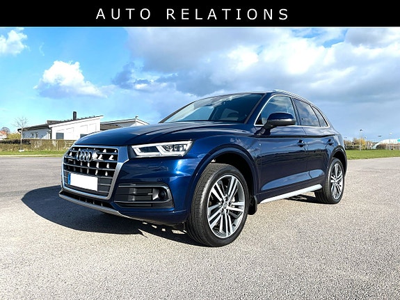 Audi Q5 2 of 5