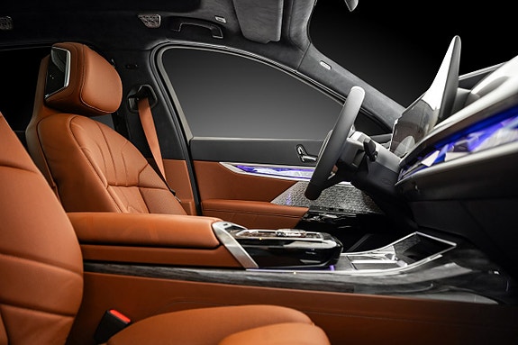 BMW i7 29 of 30