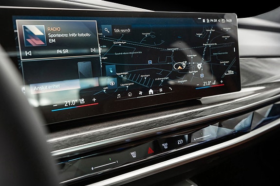 BMW i7 13 of 30