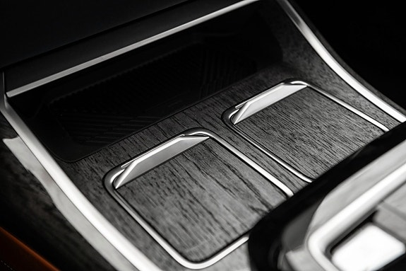 BMW i7 21 of 30