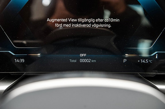 BMW i7 11 of 30